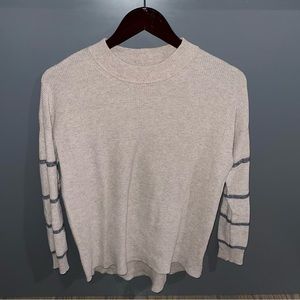 American Eagle Women’s Jegging Fit Crewneck Long Sleeve Sweater Tan Gray XS